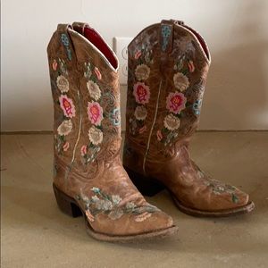 Macie Bean Girls Embroidered Boots Size 2